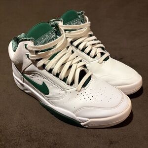 Nike Flight Lite ii Mid Gorge Green